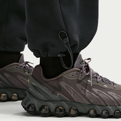 Nike Tech Men's Color-Block Open-Hem Fleece Pants. Nike.com